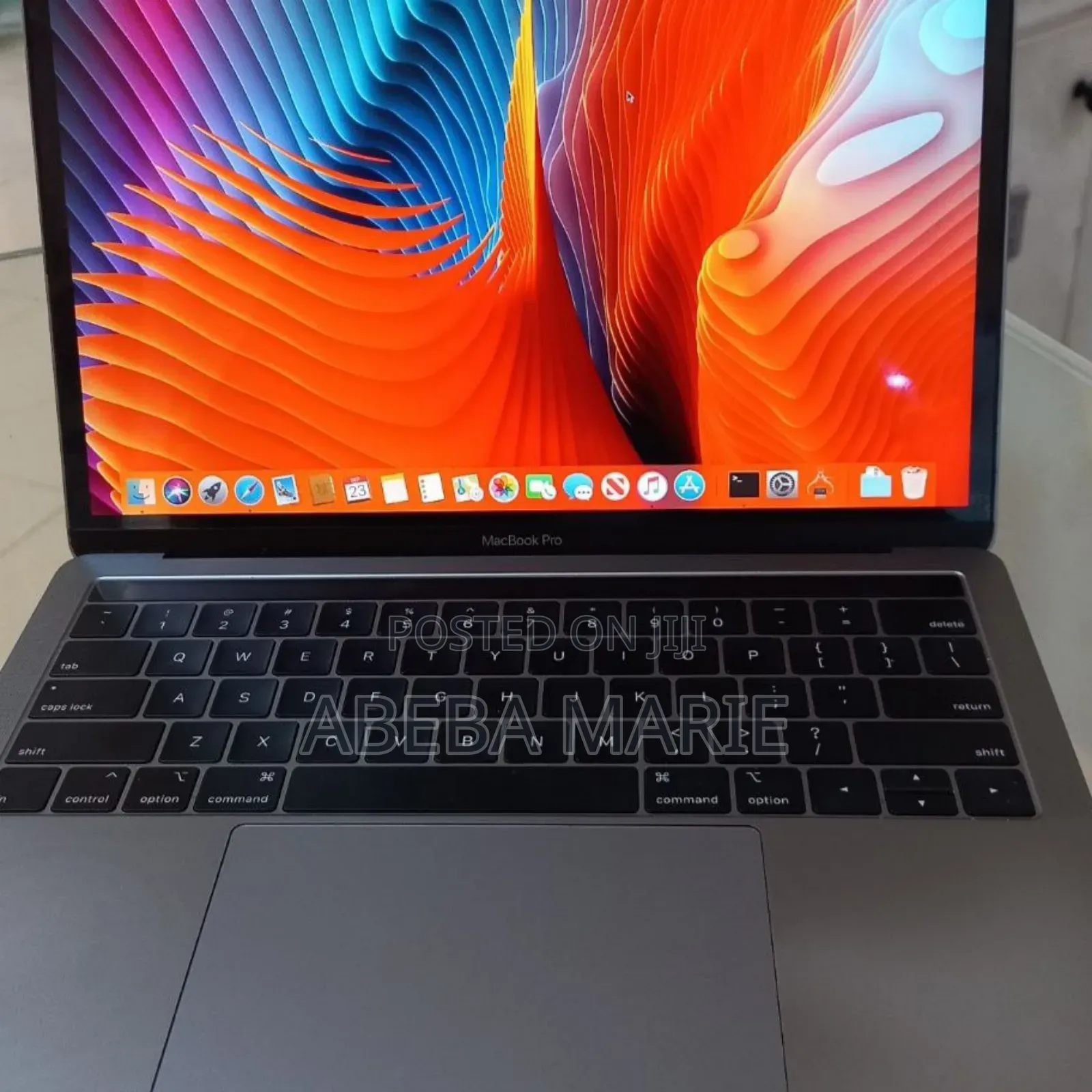 New Laptop Apple MacBook Pro 2018 8GB Intel Core I5 SSD 512GB