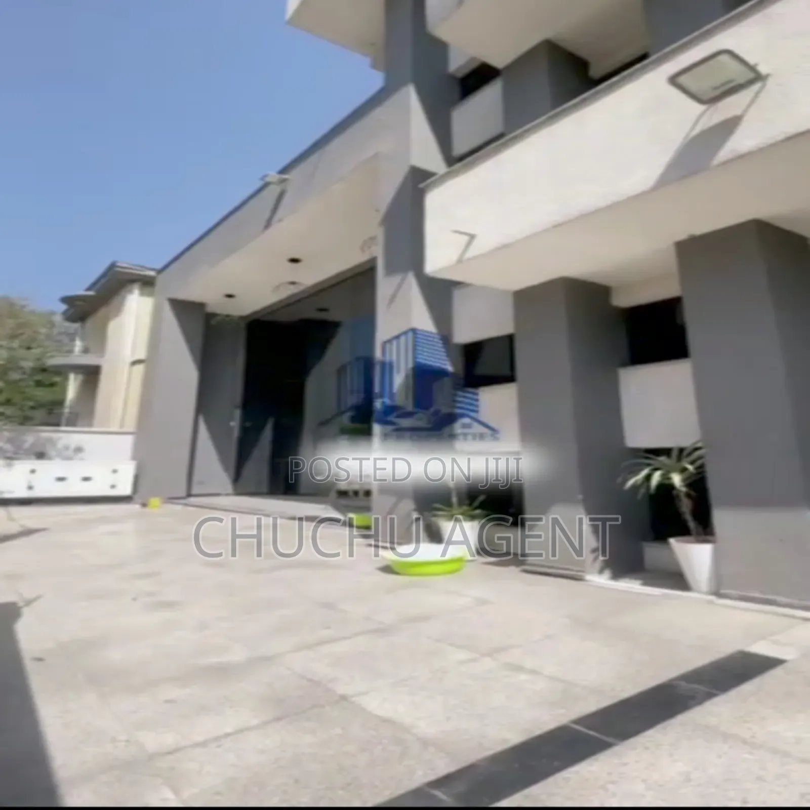 Furnished 5bdrm Townhouse / Terrace in Bole for rent