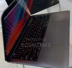 New Laptop Apple MacBook 8GB Intel Core I5 SSD 512GB