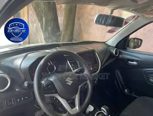 Suzuki Cervo 2022 Silver