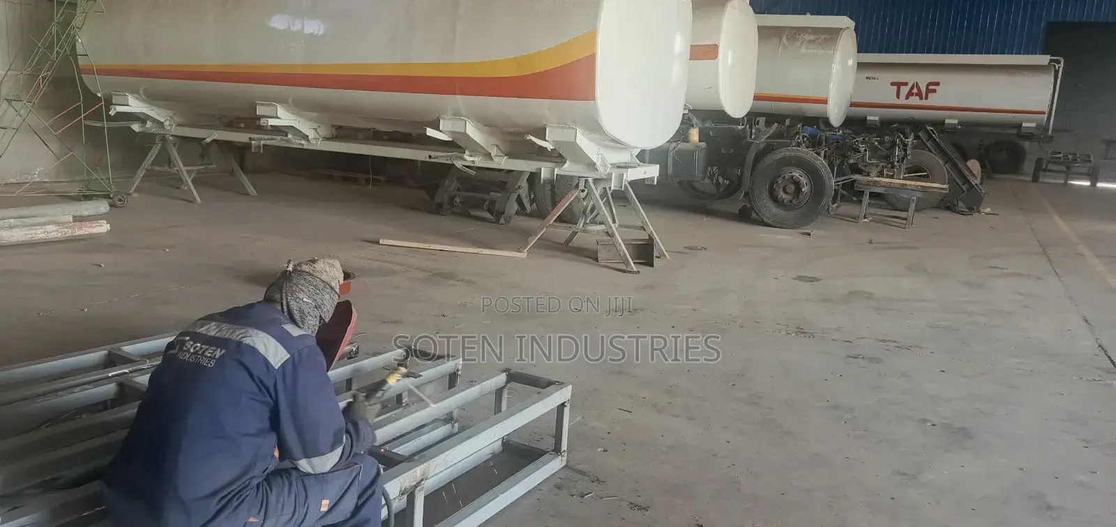 የደረቅ እና ፈሳሽ ጭነት ተሳቢ እስፖንዳ እና ቫን ቦዲ ጠቅላላ ስራ