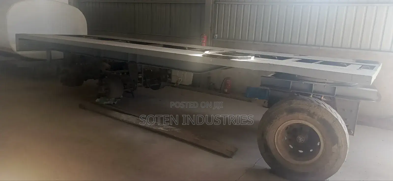 የደረቅ እና ፈሳሽ ጭነት ተሳቢ እስፖንዳ እና ቫን ቦዲ ጠቅላላ ስራ