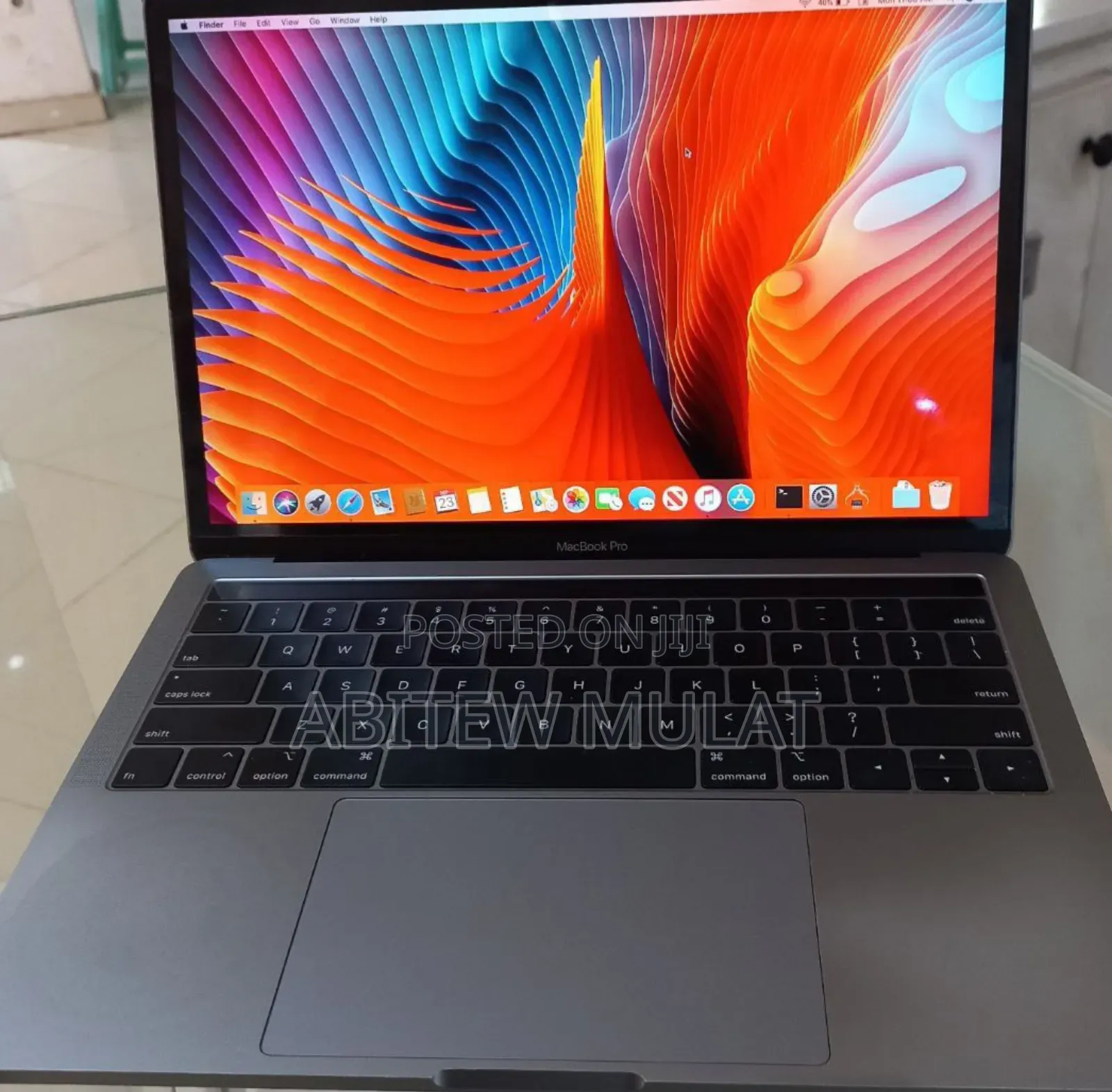New Laptop Apple MacBook Air 2018 8GB Intel Core I5 SSD 512GB