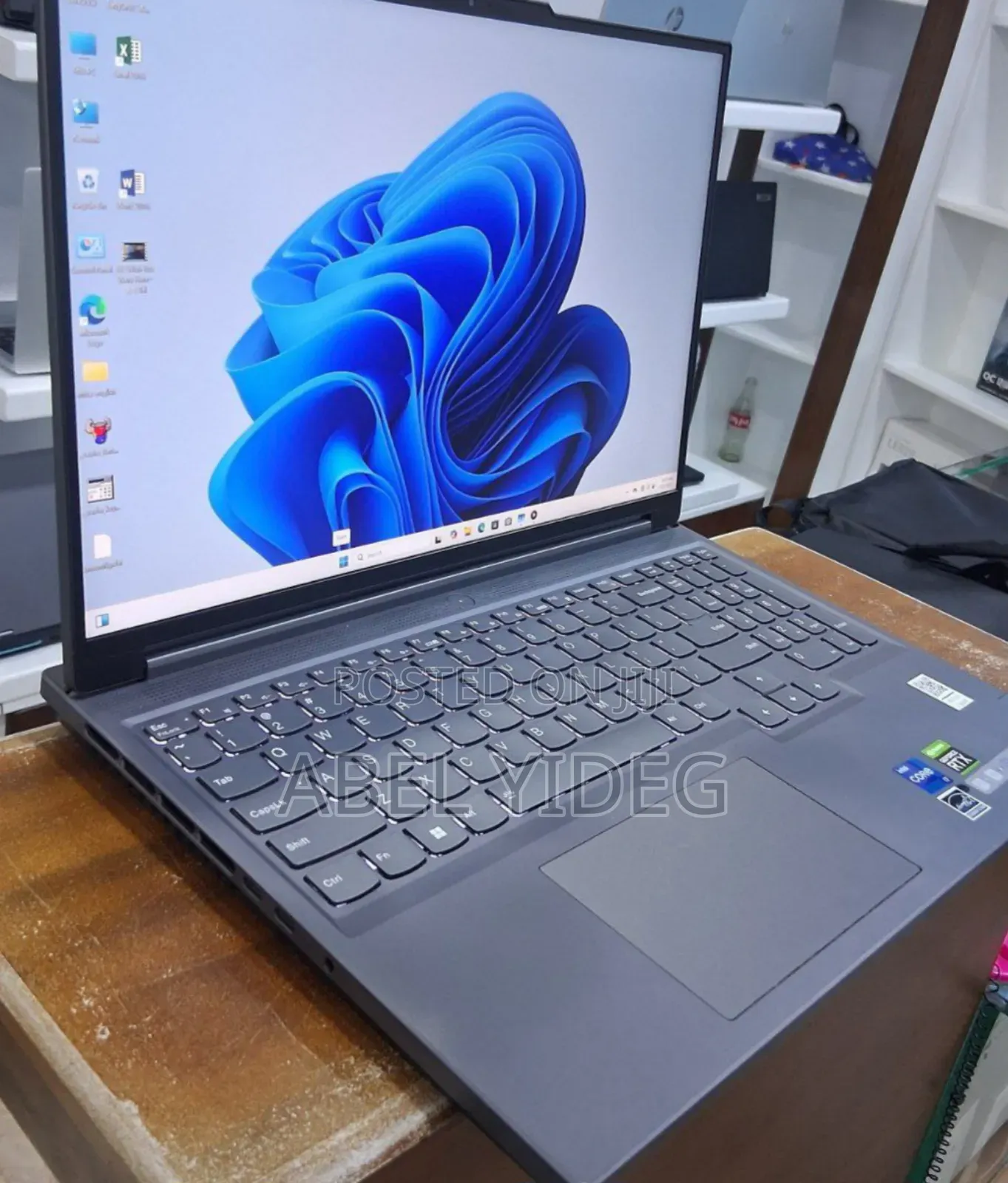 New Laptop Lenovo 16GB Intel Core I7 SSD 1T