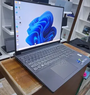 New Laptop Lenovo 24GB Intel Core I7 SSD 1T