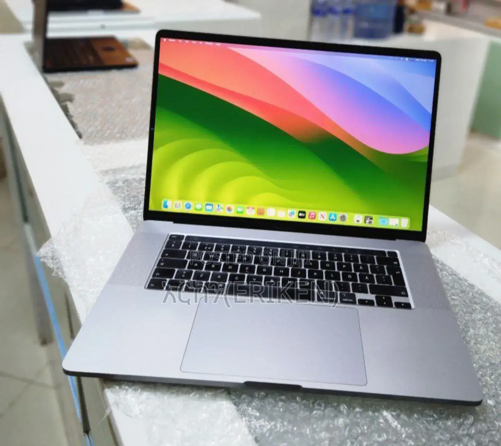 New Laptop Apple MacBook Pro 2019 32GB Intel Core I9 SSD 2T