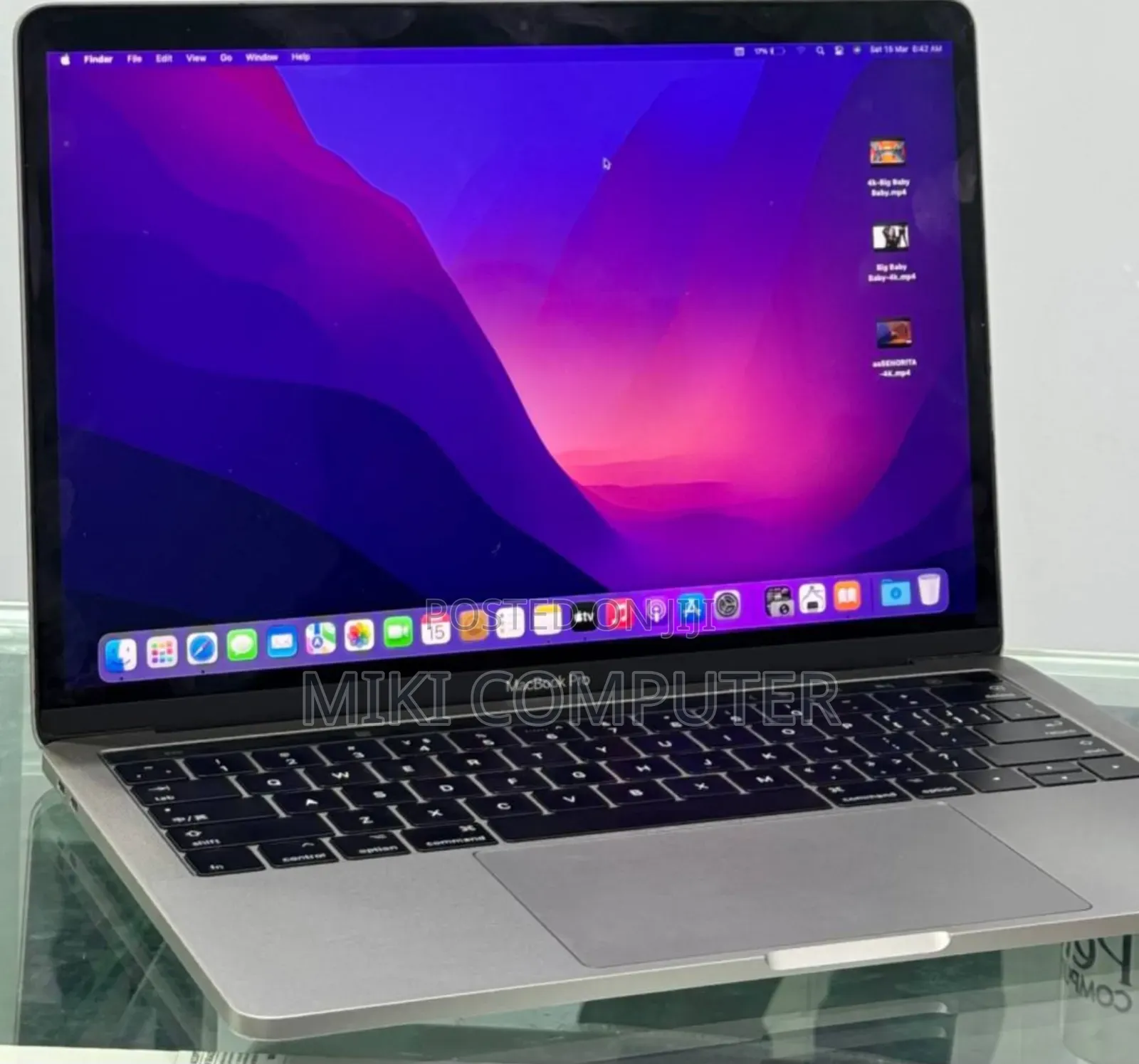 New Laptop Apple MacBook Pro 2016 8GB Intel Core I5 SSD 256GB