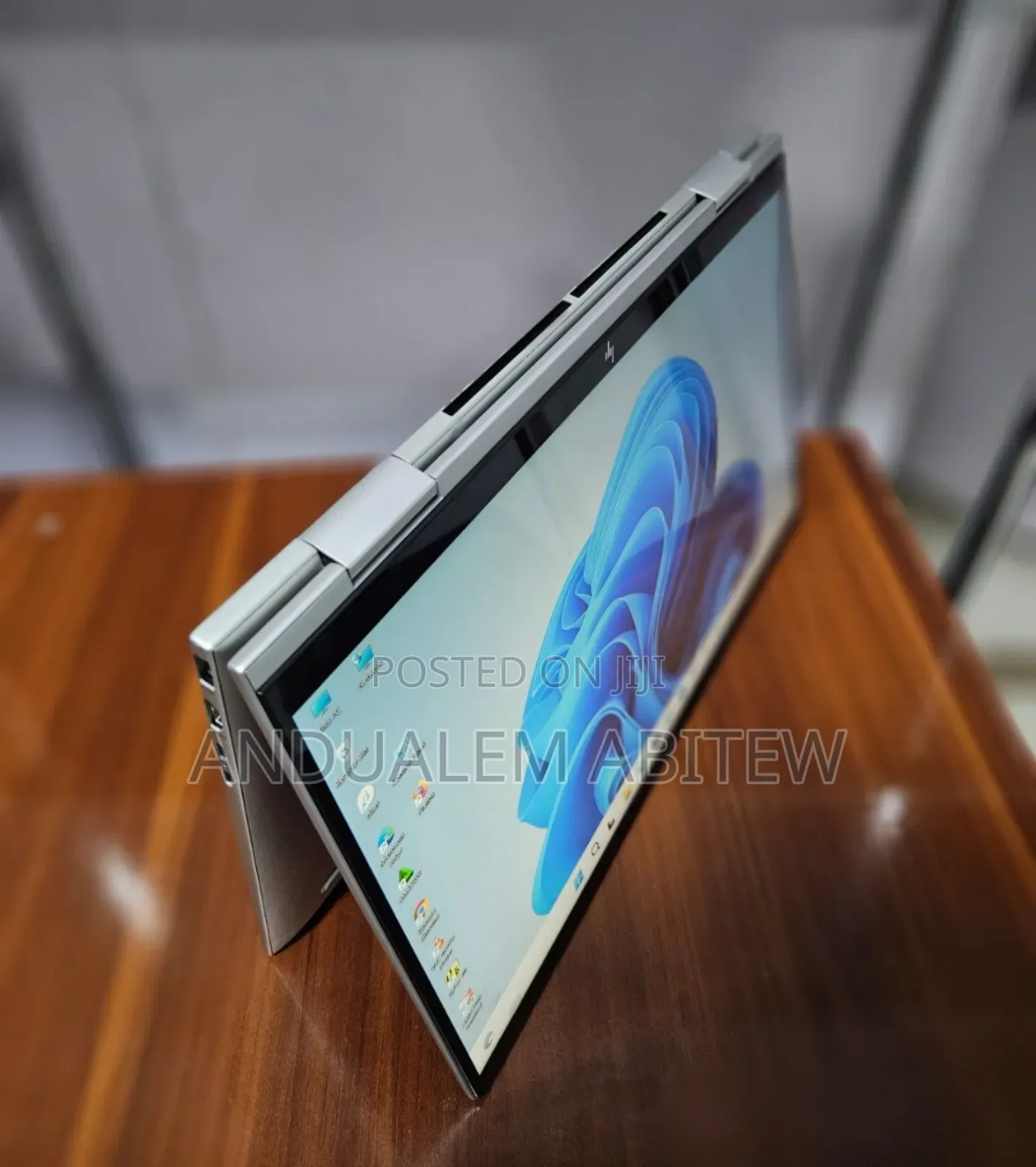 New Laptop HP Envy X360 8GB Intel Core I5 SSD 512GB