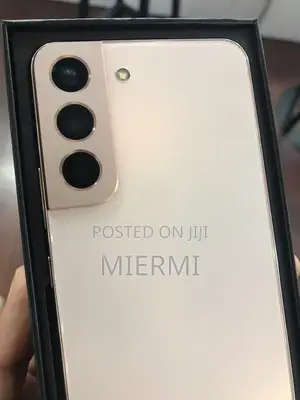 Photo - New Samsung Galaxy S22 5G 256 GB