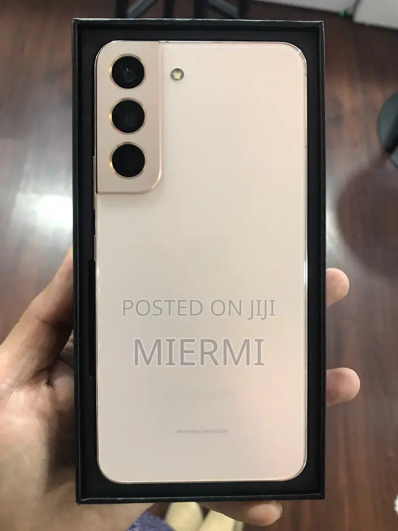 New Samsung Galaxy S22 5G 256 GB