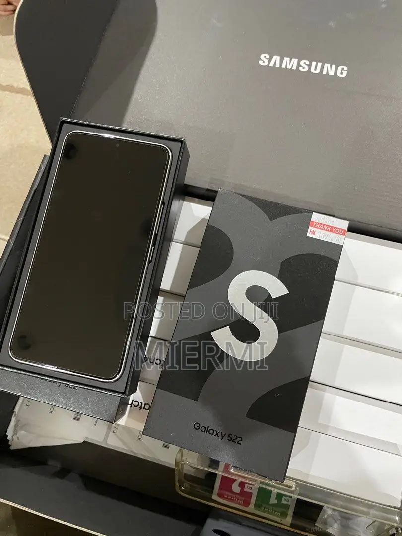 New Samsung Galaxy S22 5G 128 GB