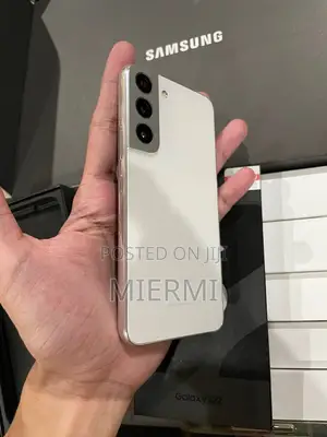 New Samsung Galaxy S22 5G 128 GB