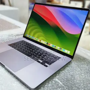 New Laptop Apple MacBook Pro 2017 32GB Intel Core I9 SSD 2T