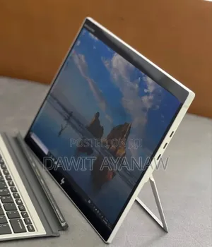 New Laptop HP EliteBook X2 1012 G2 8GB Intel Core I5 SSD 256GB