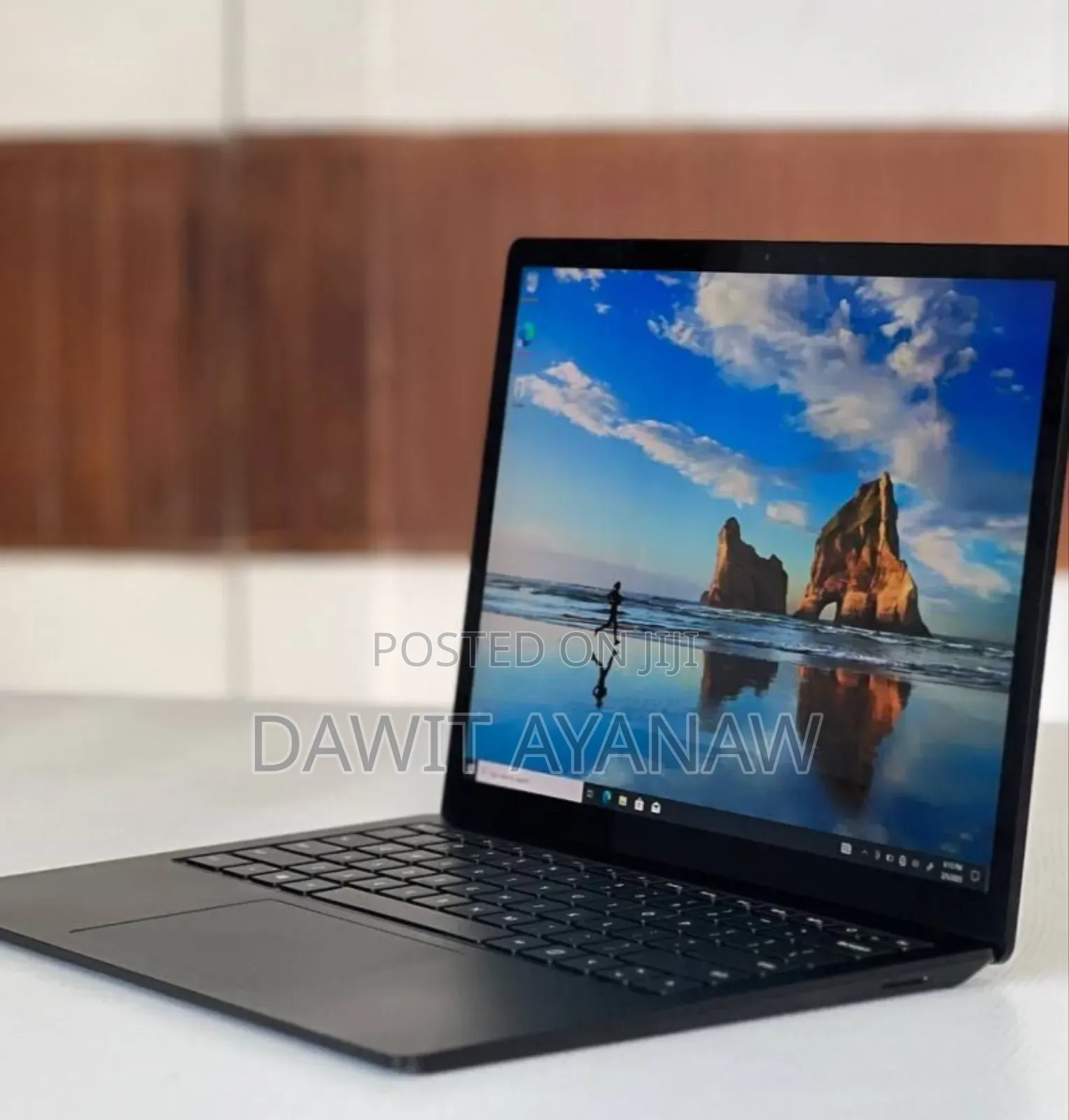 New Laptop Microsoft Surface 16GB Intel Core I7 SSD 1T