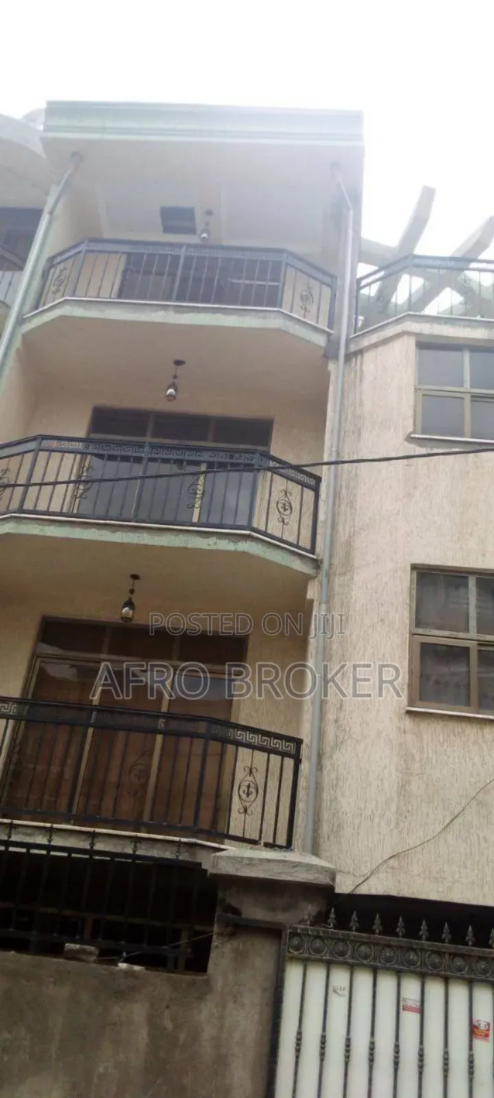 Furnished 6bdrm House in Alem Bank, Akaky Kaliti for sale