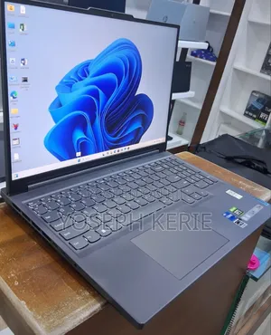 New Laptop Lenovo Legion 5 24GB Intel Core I7 SSD 1T