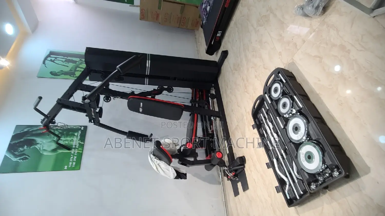 በቤቶ ስፖርት የሚሰሩበት ዘመናዊ Miracle Fitness Home Gym