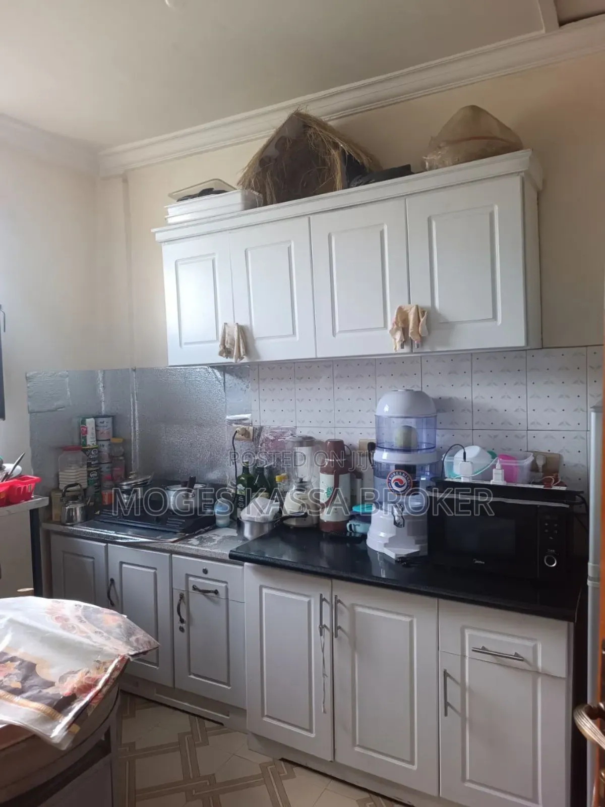 Furnished 2bdrm Condo in አያት 49 የሚሸጥ መኖርያ, Yeka for sale