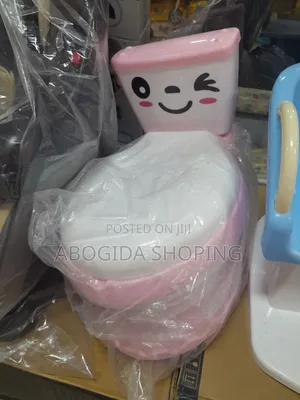 Cute Baby Potty Training Seat – Smiley Face Design