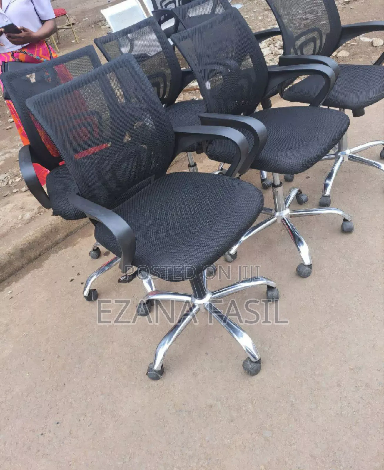 Office Chair(Almost New)