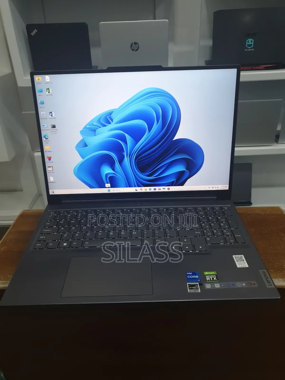 New Lenovo Legion Y7000P IRX9 Gaming Laptop 16GB Intel Core I7 SSD 1T