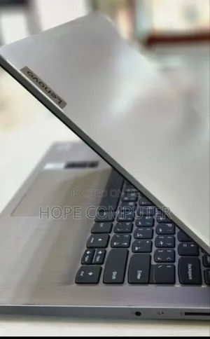 New Laptop Lenovo Ideapad 3 8GB Intel Core I5 SSD 256GB