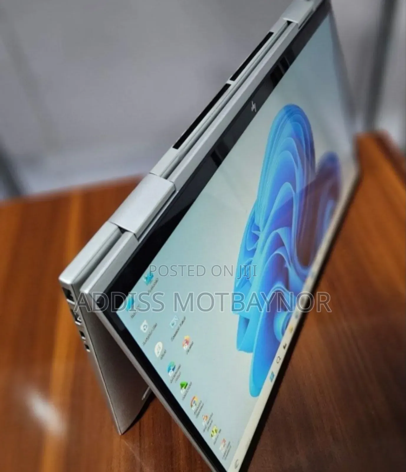 New Laptop HP Envy X360 8GB Intel Core I7 SSD 512GB