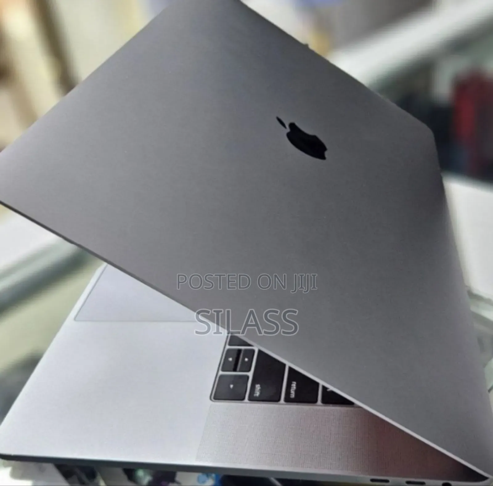 New Laptop Apple MacBook Pro 2019 32GB Intel Core I9 SSD 2T