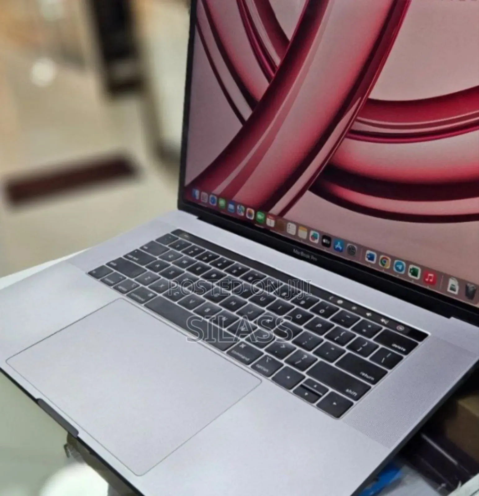New Laptop Apple MacBook Pro 2019 32GB Intel Core I9 SSD 2T