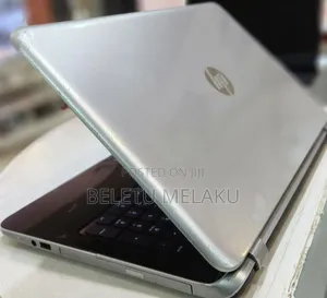 New Laptop HP Pavilion 15 8GB AMD A10 HDD 1T