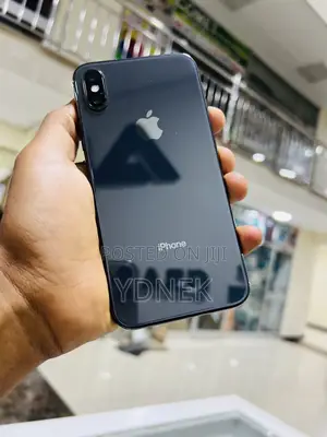 Photo - Apple iPhone XS 256 GB Gray