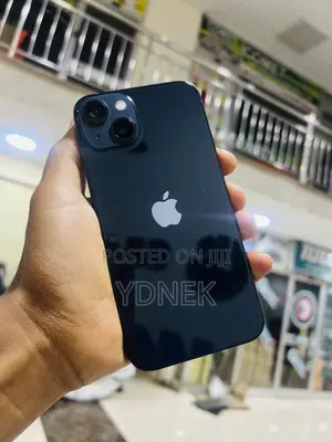 Photo - Apple iPhone 13 128 GB Blue