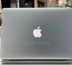 New Laptop Apple MacBook Air 2017 8GB Intel Core I7 SSD 512GB