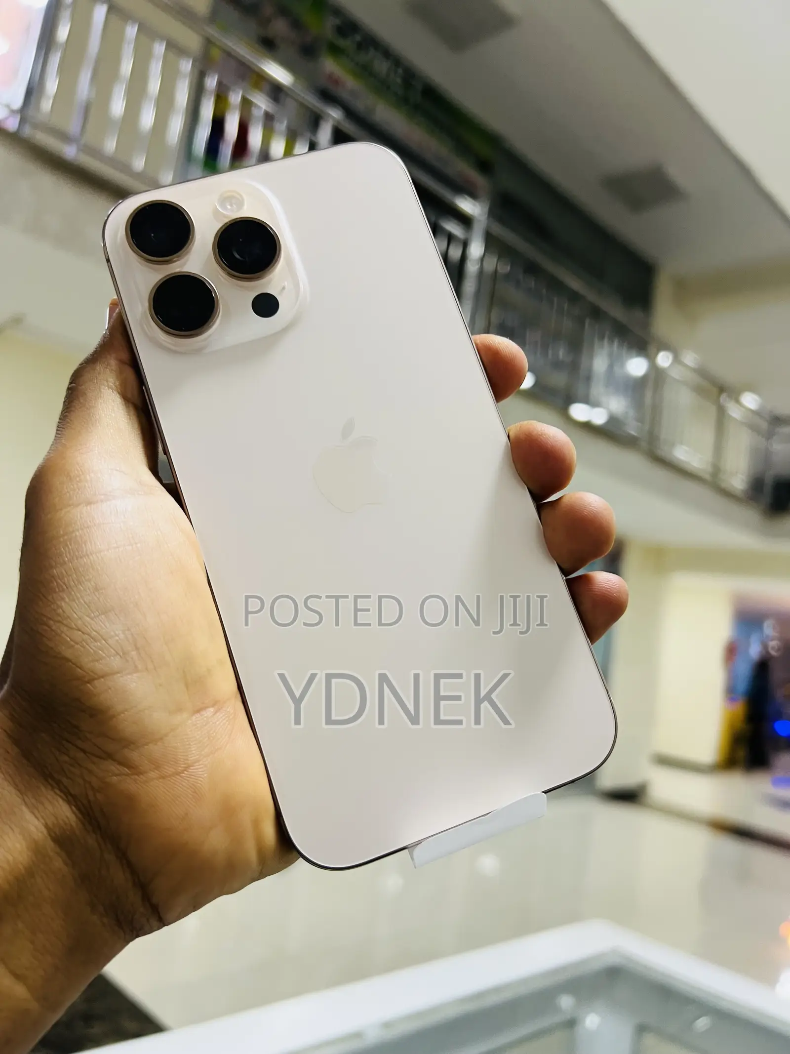 New Apple iPhone 16 Pro Max 256 GB