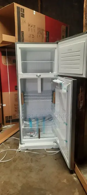 Boss Refrigerator 550l