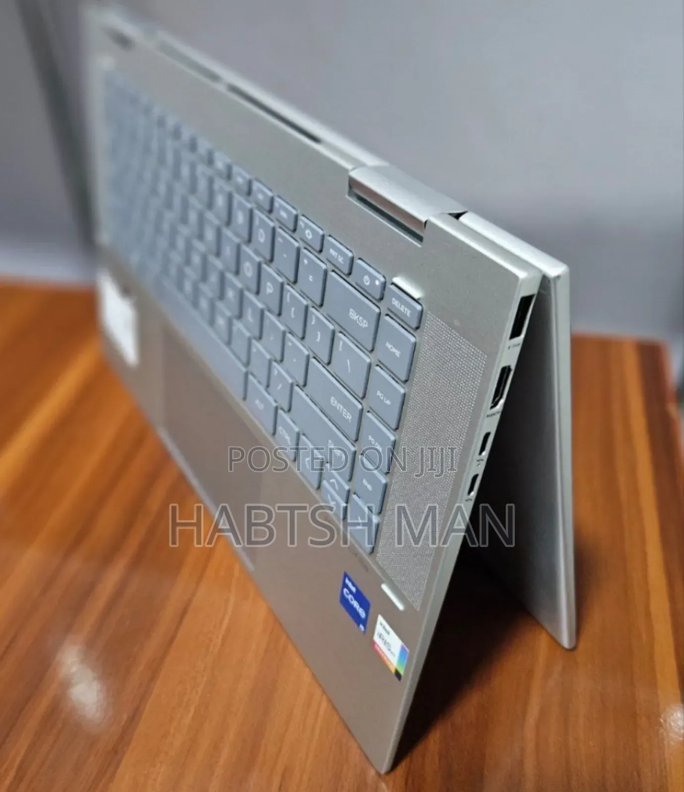 New Laptop HP Envy X360 8GB Intel Core I5 SSD 512GB