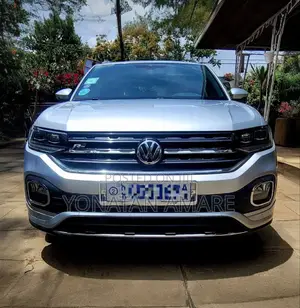 Photo - Volkswagen T-Cross 2020 Silver