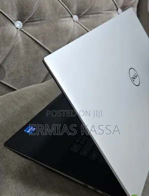 New Laptop Dell XPS 15 32GB Intel Core I7 SSD 1T