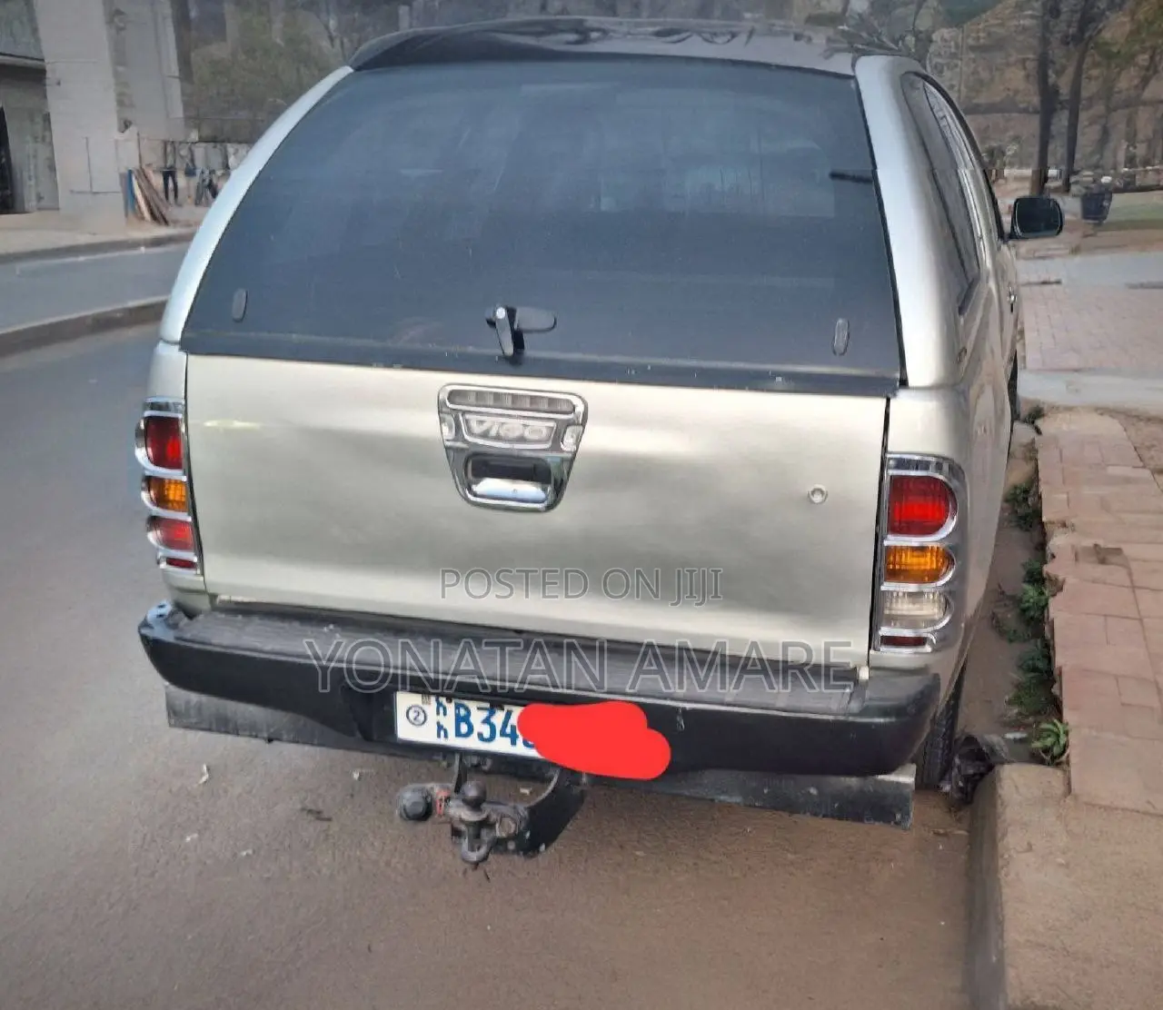 Toyota Hilux 2006 Gold