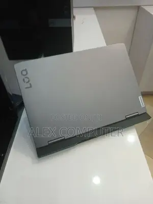 New Laptop Lenovo LOQ 15IRH8 16GB Intel Core I5 SSD 512GB