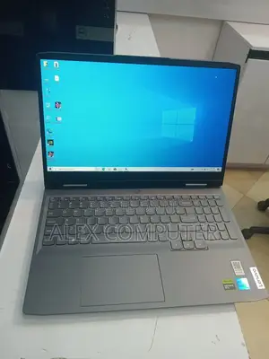 New Laptop Lenovo LOQ 15IRH8 16GB Intel Core I5 SSD 512GB