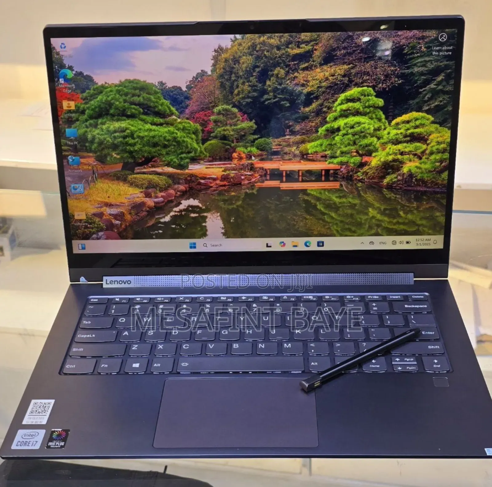 New Laptop Lenovo Yoga 330 16GB Intel Core I7 SSD 1T