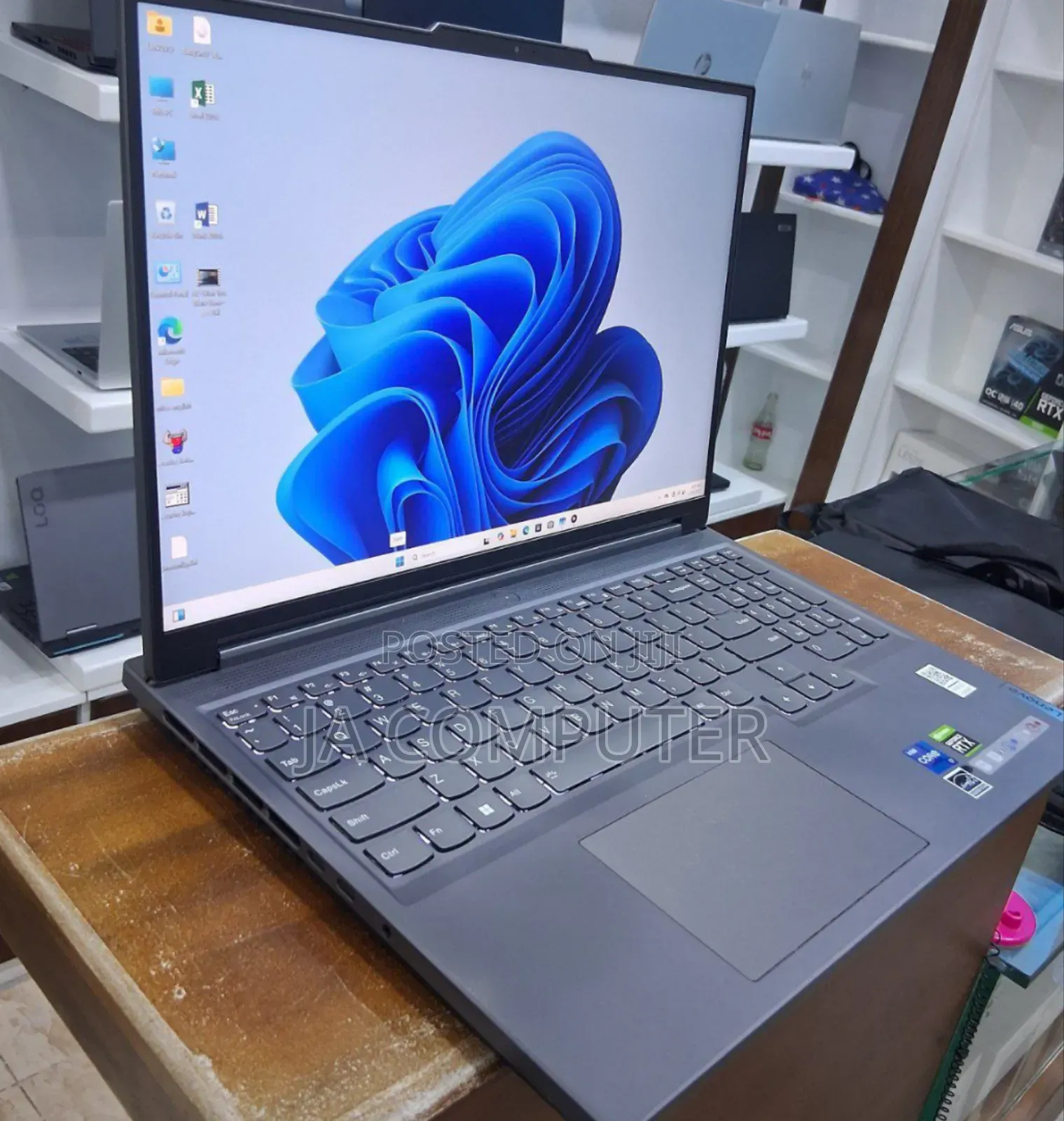 New Laptop Lenovo Legion 5 24GB Intel Core I7 SSD 1T