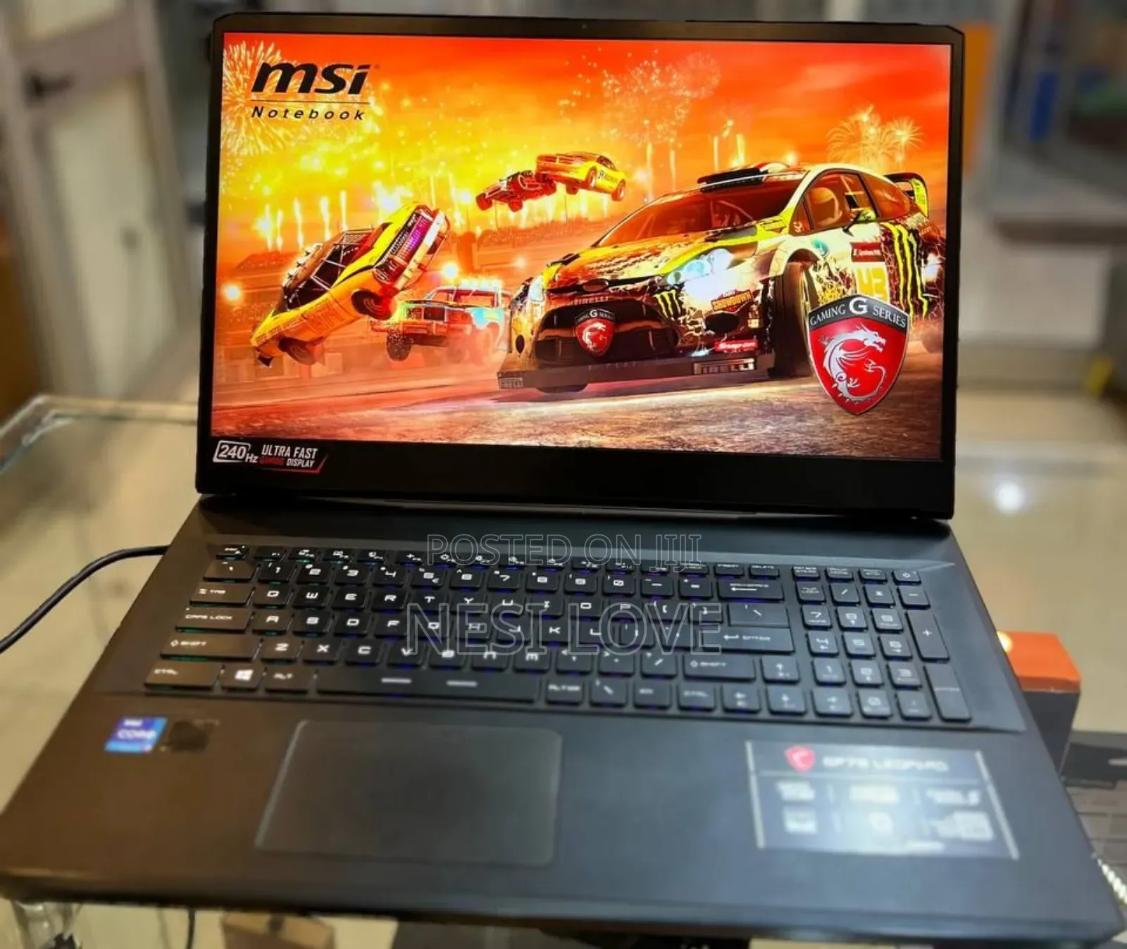 New Laptop MSI GP75 Leopard 16GB Intel Core I7 SSD 1T
