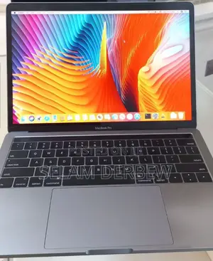 New Laptop Apple MacBook Pro 2018 8GB Intel Core I5 SSD 512GB