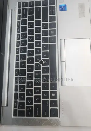 New Laptop HP EliteBook 840 G8 16GB Intel Core I7 SSD 512GB