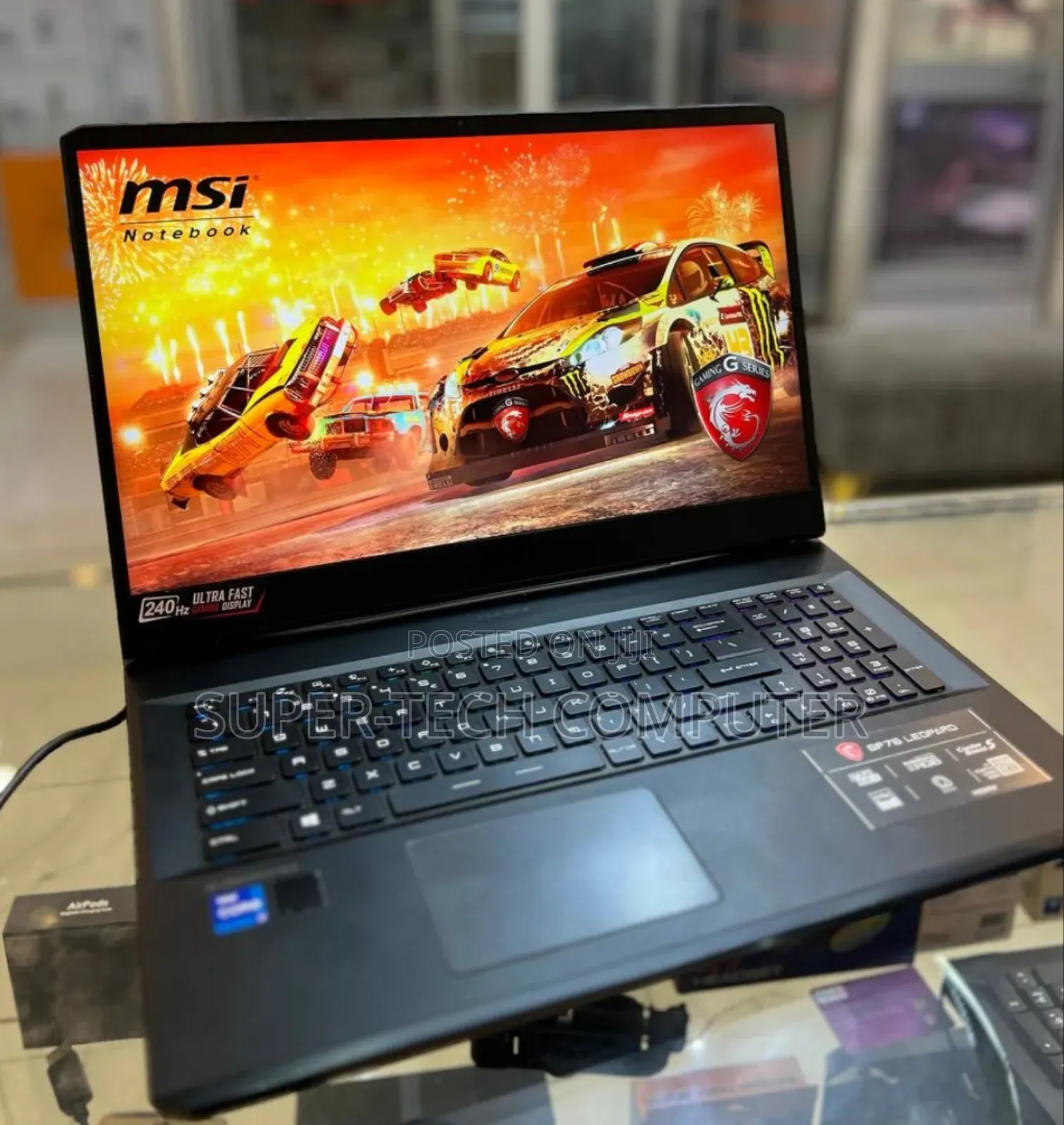 New Laptop MSI Katana GF76 16GB Intel Core I7 SSD 1T