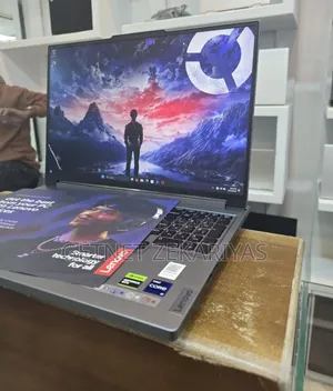 New Laptop Lenovo Legion 7 32GB Intel Core I9 SSD 1T