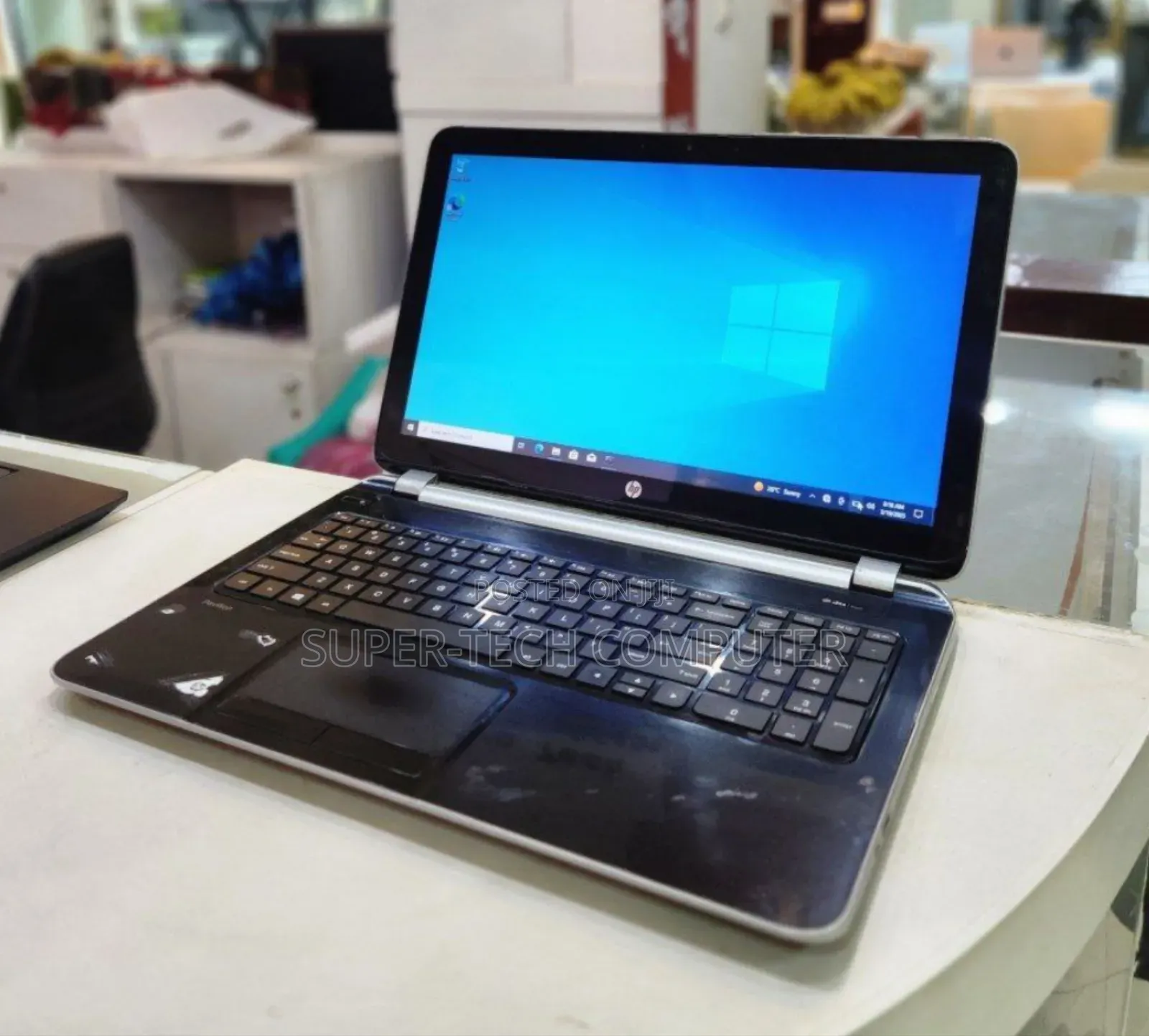 New Laptop HP Pavilion 11 8GB AMD A10 HDD 1T